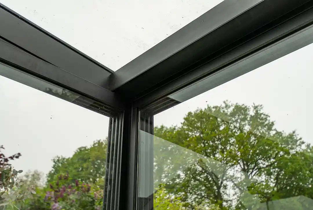 Terrassenüberdachung Aluminium 500x300cm VSG schwarz