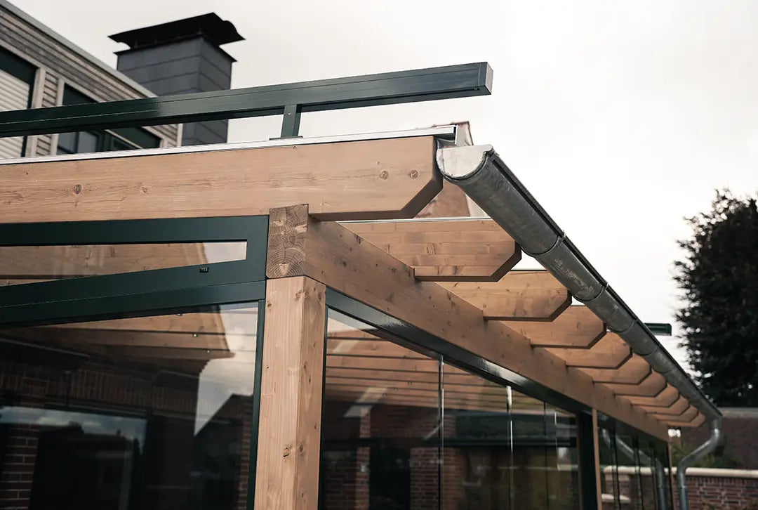 Terrassenüberdachung aus Leimholz, Freistehend