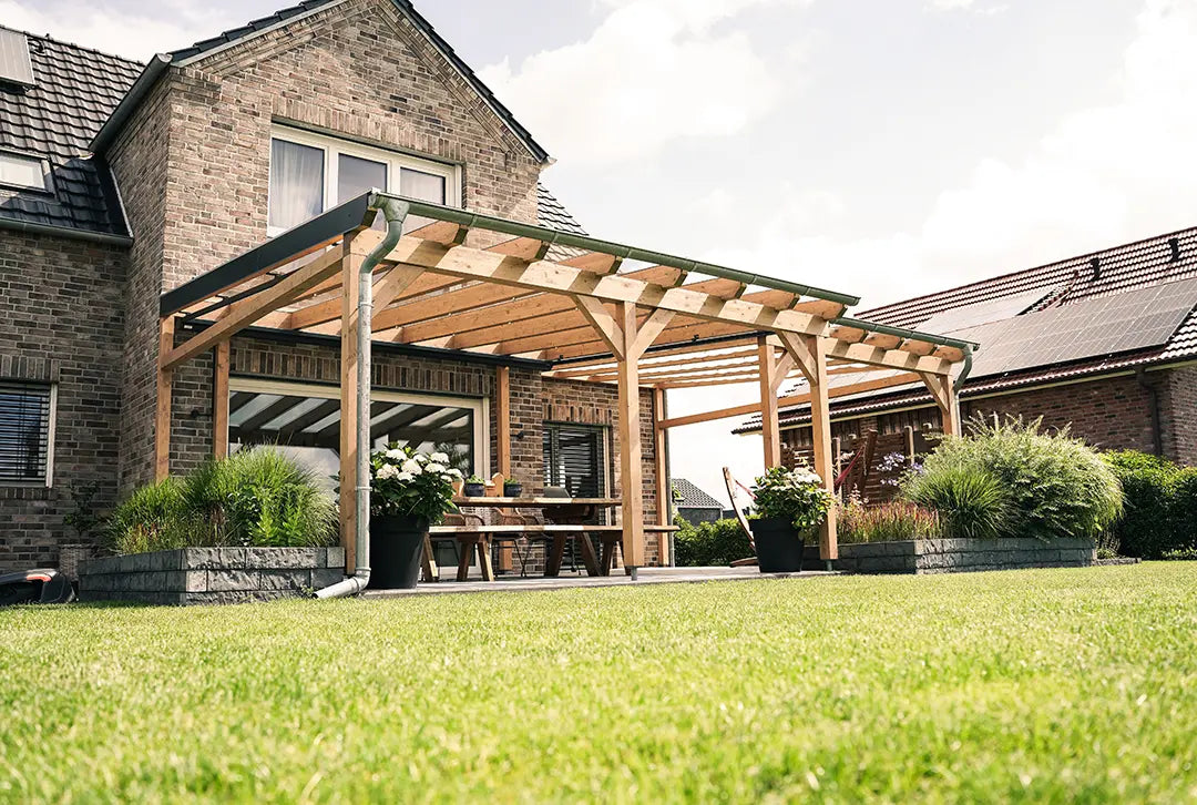 Terrassenüberdachung aus Leimholz, Wandanbau